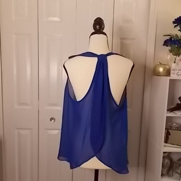 Shirt - Picture 2 of 2